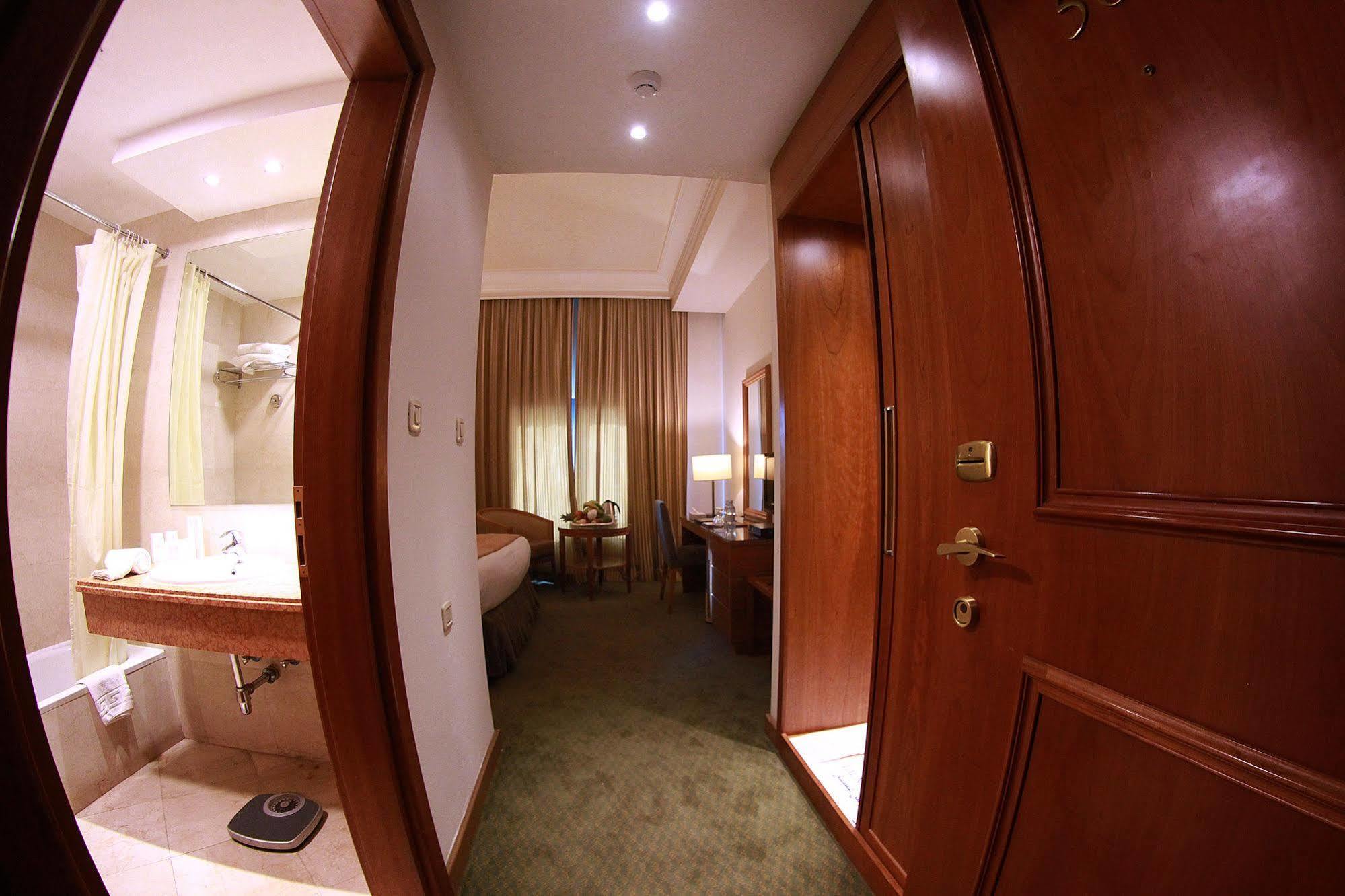 Sadeen Amman Hotel Dış mekan fotoğraf